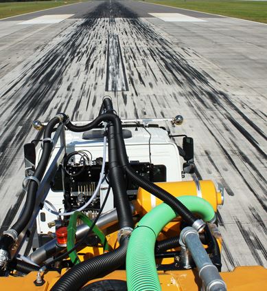 Runway Rubber Removal 